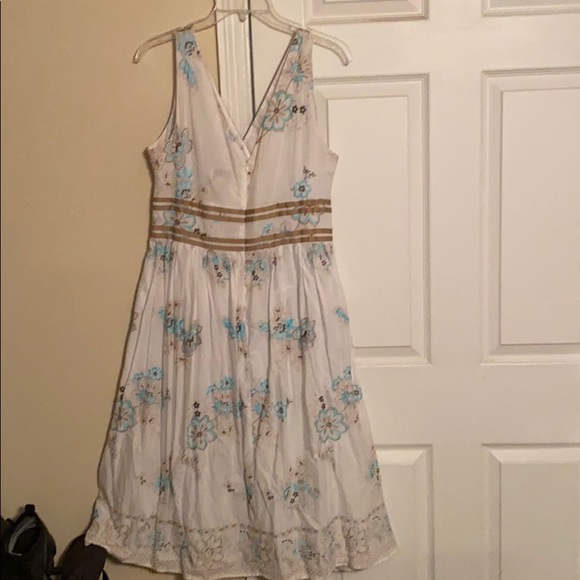 Dress - Picture 2 of 2